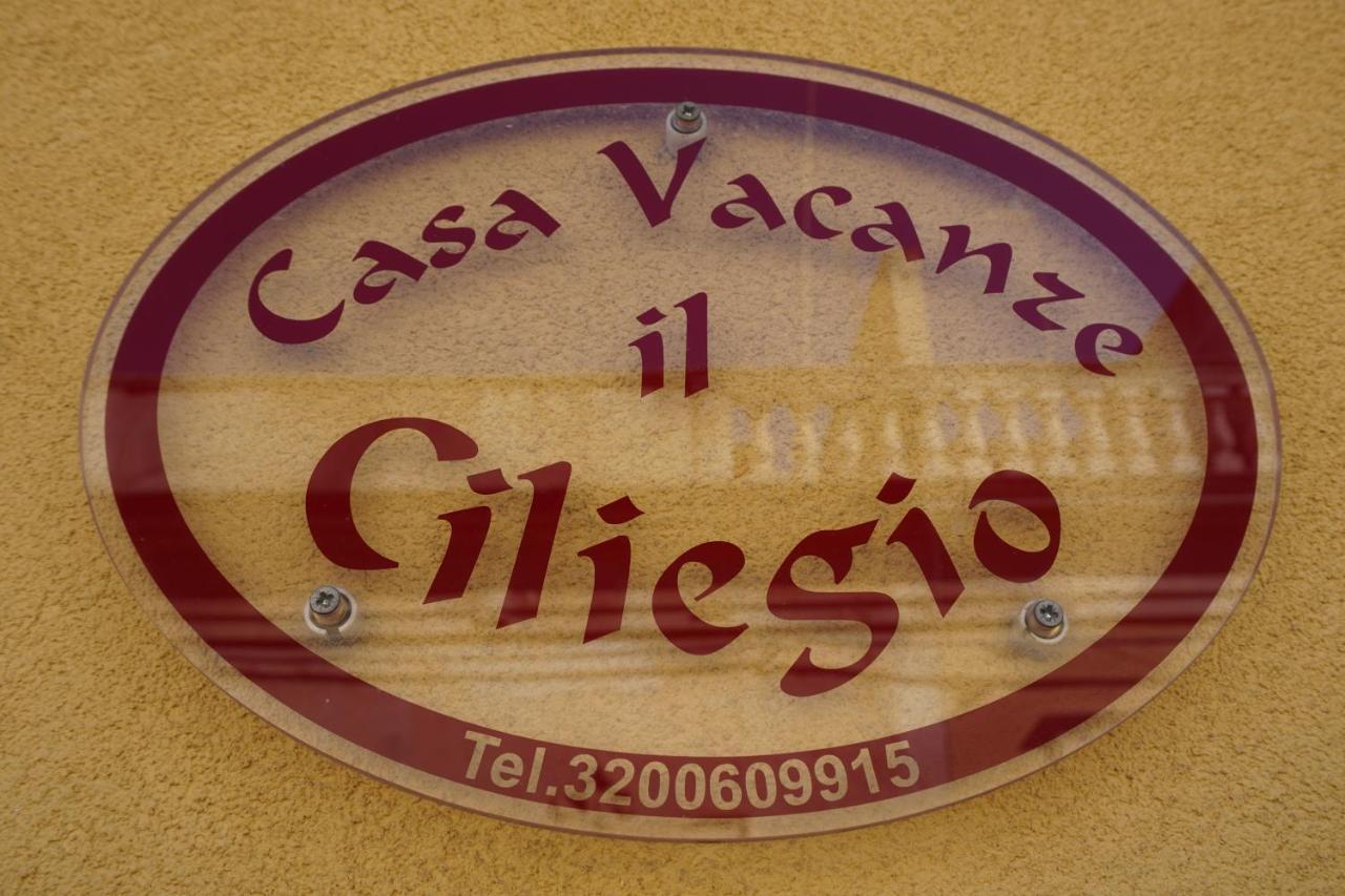 Casa Vacanza Il Ciliegio 노토 외부 사진