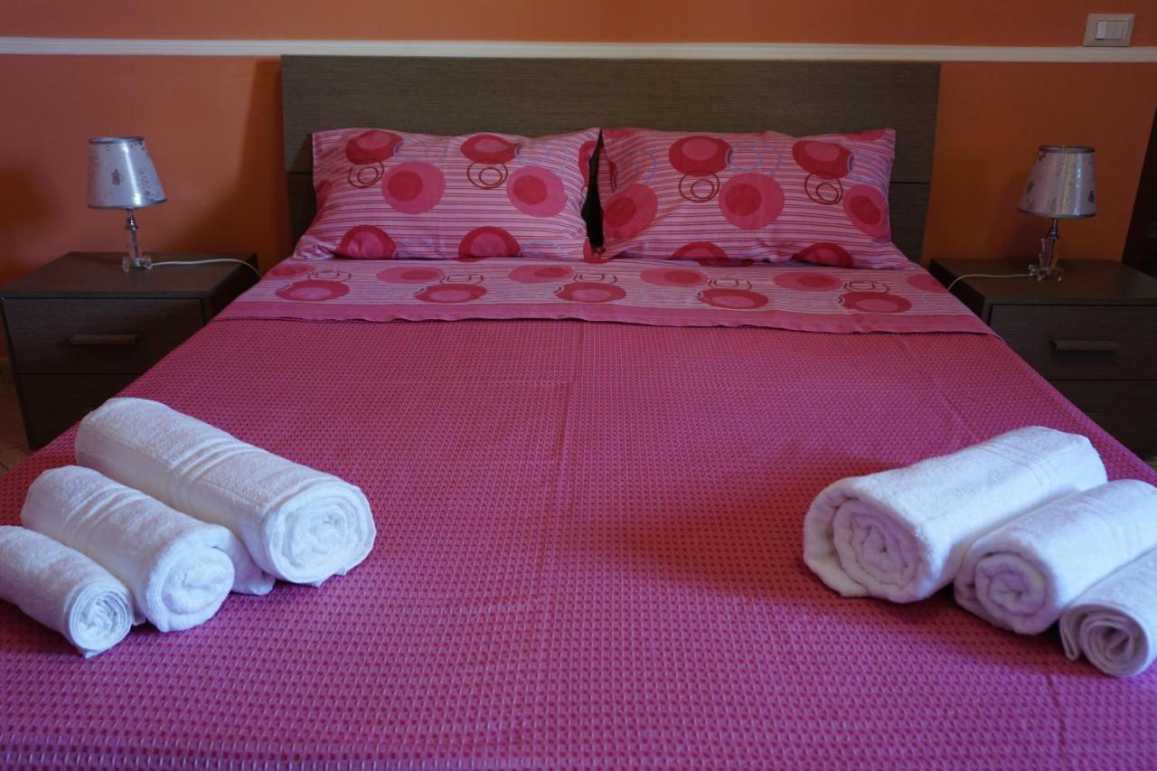 Casa Vacanza Il Ciliegio 노토 외부 사진