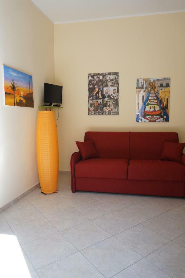 Casa Vacanza Il Ciliegio 노토 외부 사진